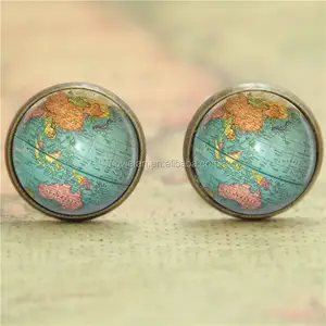 Boucle d'oreille ronde Vintage Globe, boucle d'oreille en verre imprimée de la terre, de la carte du monde