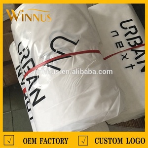 Vêtement <span class=keywords><strong>pas</strong></span> <span class=keywords><strong>cher</strong></span> <span class=keywords><strong>t</strong></span>-<span class=keywords><strong>shirt</strong></span> jeans shopping transporter des sacs en plastique personnalisés avec propre logo - Product Image 4