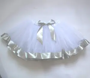 Principessa Performance di Danza Bianco Delle Ragazze Dei Capretti Tutu Gonne Con Il Nastro D'argento