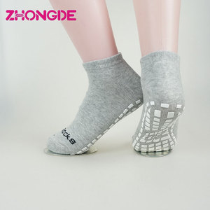 Alibaba usine Professionnelle trampoline anti-slip cool saut en longueur chaussettes pour <span class=keywords><strong>les</strong></span> gars - Product Image 4