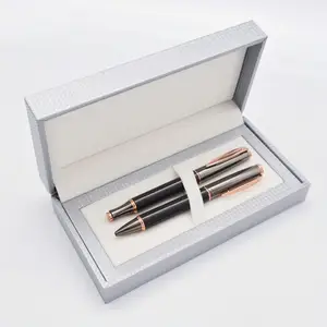 Tahun Baru Elegan Hadiah 2 In 1 Silver Gray Gun Hitam Serat Karbon Barrel Roller Bola Pena Double Pen set dengan Mewah Kotak Pena