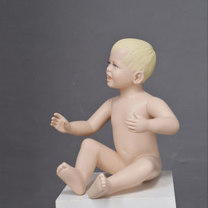 Mannequins Enfants Mignons en Position Assise, Petits Garçons et Filles - Product Image 3