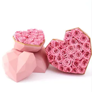 ספק חמה למכירה 2024 מתנות ליום האהבה יוקרה צורת לב משומר פרח ורוד ורדים נצחיים בקופסת מתנה לחברה