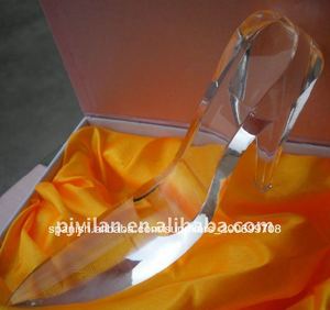 La belleza de cristal claro cinderella's zapatos deslizador deslizador de cristal en regalos y artesanía - Product Image 1