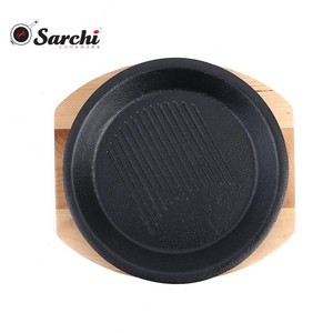 Round Pre-seasoned Sizzler Plate Cast Iron Servingware Steak Plate with Wooden Base - Product Image 1