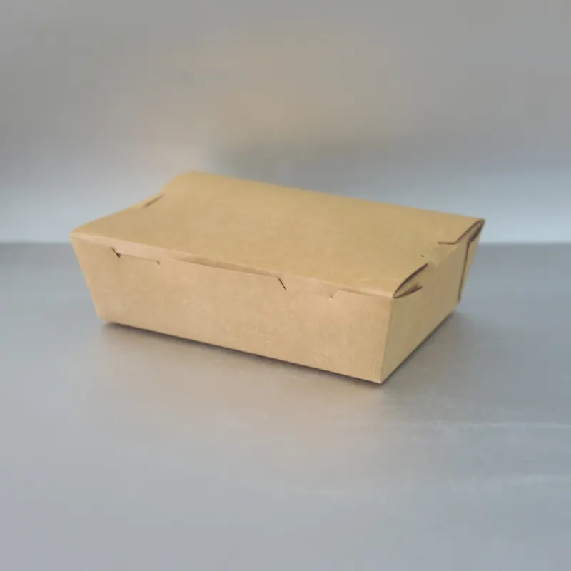 普通の茶色のクラフト紙の熱い食品容器は紙のケーキ箱を取り除きます