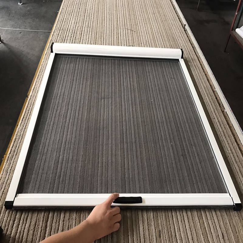 Nieuwe Ontwerp Camoufleerbare Roller Blind Klamboe Voor Raam En Deur