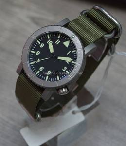 <span class=keywords><strong>Orologio</strong></span> Subacqueo Meccanico Automatico in <span class=keywords><strong>Titanio</strong></span> con Quadrante Luminoso, Vetro Zaffiro e Cinturino in Nylon per Uomo - Product Image 2