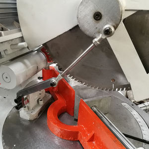 <span class=keywords><strong>Machine</strong></span> à scie à onglet à tête unique pour la fabrication de fenêtres et de portes en <span class=keywords><strong>aluminium</strong></span> - Product Image 5