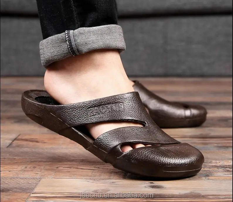 Yaz su geçirmez anti-patinaj Baotou açık imitasyon deri terlik erkek sandalet toptan