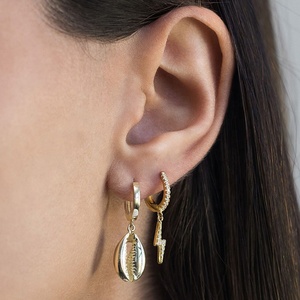 Pendientes de concha de cauri de oro de 14K para mujer, joyería de plata de Gemnel, nuevo diseño - Product Image 4