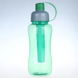 2016 garrafa de plástico fabricante na malásia, venda quente garrafa de água de plástico esporte joyshaker com tubo de gelo