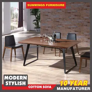 Mejor servicio de calidad superior nuevo diseño conjunto de mesa de comedor de madera con patas de hierro