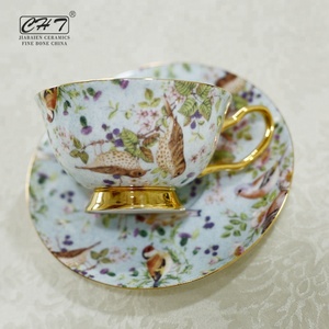 <span class=keywords><strong>Set</strong></span> <span class=keywords><strong>da</strong></span> Tè <span class=keywords><strong>Vintage</strong></span> in Porcellana Bone China con <span class=keywords><strong>Tazze</strong></span> e Piattini, Vendita all'Ingrosso a Prezzi Convenienti - Product Image 3