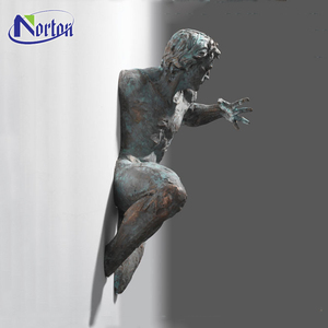 Patung Dinding Pria 3D Logam Realistis Desain Seni Modern untuk Dijual - Product Image 4