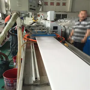 Mesin Ekstrusi dan Manufaktur Langit-langit Panel PVC Jalur Produksi Papan Ubin Langit-langit PVC Mesin Ekstruder Pvc