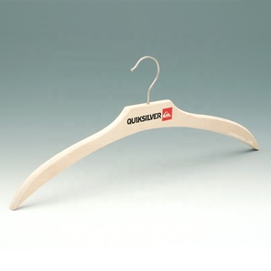 Cintre pour vêtements en contreplaqué naturel, en forme cylindrique, personnalisé, pour magasin - Product Image 3