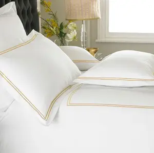 100% Cotton 300T Luxury Hotel Embroidery Bed Linen Adult Woven 60 Solid Comforter Set Grade a Polyester / Cotton 4 Pcs 300tc