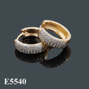 <span class=keywords><strong>Mi</strong></span> Fan Anting-Anting Kecil Tembaga 18K, Perhiasan Berlapis Emas dengan Pave Cz - Product Image 1