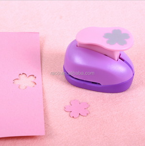 <span class=keywords><strong>Mini</strong></span> poinçon artisanal, poinçon artisanal pour enfants, poinçons en EVA - Product Image 2