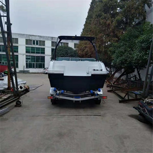 Speedboat a Motor, certificado CE, a la venta Barco deportivo familiar para 6 personas - Product Image 6