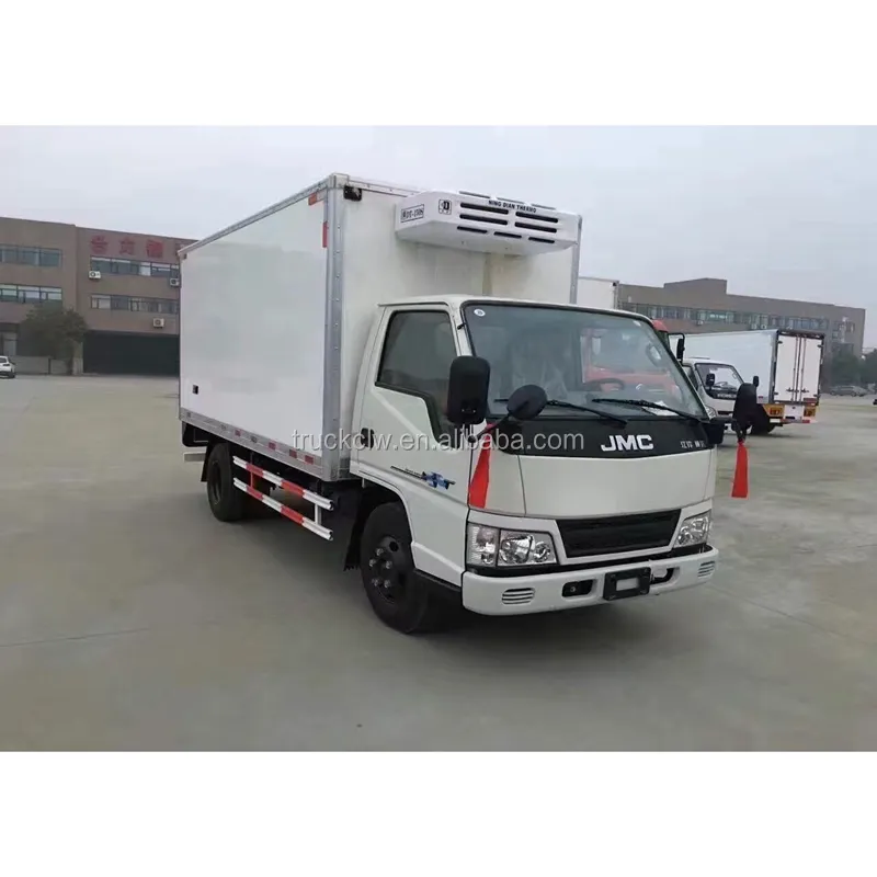 China top venda dongfeng 4x2 5 ton caminhão unidades reefer transportadora