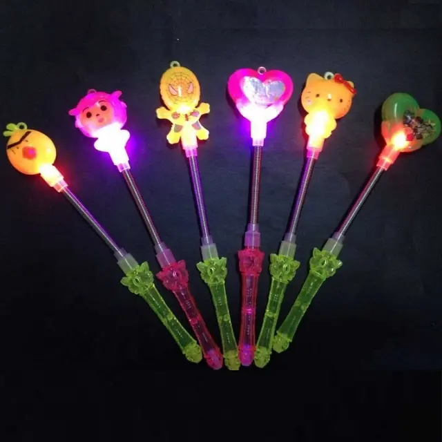 Ringan Murah Lebih Tinggi Musim Semi Glow Stick LED Berkedip Peluit Kalung LED Plastik Peluit