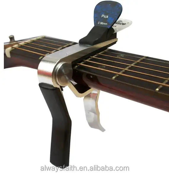 ギターピックホルダー付きファッショナブルな新しいスタイプギターカポ