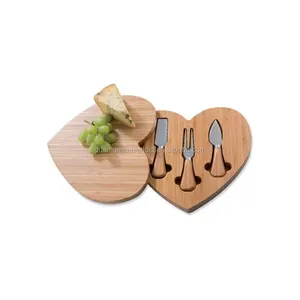 Kalp şeklinde peynir kurulu 3-Piece çatal bıçak kaşık seti bambu yemek servis tepsisi