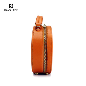 Borsa a Tracolla Circolare di Lusso in Pelle Ambrata con Ricami, Borse alla Moda per Signore, Vendita all'Ingrosso da Fornitori Cinesi - Product Image 3