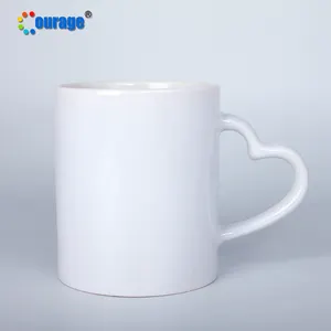 التسامي الفراغات 11oz السيراميك مخصص شعار القلب مقبض القدح كأس