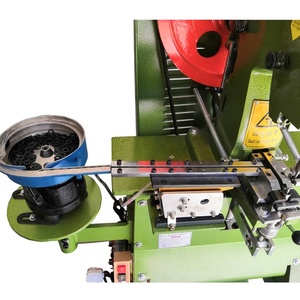 <span class=keywords><strong>Machine</strong></span> de poinçonnage et de rivetage d'oeillet en plastique JZ-989G2 automatique pour la bâche de PE - Product Image 5
