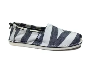 Zapato de marca original remate zapatillas tipo sandalia gran venta (servicio en español disponible)