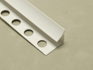 La bande grise <span class=keywords><strong>de</strong></span> joint <span class=keywords><strong>de</strong></span> carrelage en PVC <span class=keywords><strong>de</strong></span> qualité technique est résistante aux intempéries, durable et facile à installer - Product Image 3