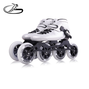 <span class=keywords><strong>Patines</strong></span> en Línea Profesionales <span class=keywords><strong>de</strong></span> Alta Gama, Completamente <span class=keywords><strong>de</strong></span> Fibra <span class=keywords><strong>de</strong></span> Carbono, con 4 Ruedas Grandes <span class=keywords><strong>de</strong></span> PU - Product Image 1