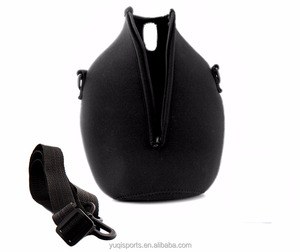 Jarra de neopreno negra, 64 onzas - Product Image 5