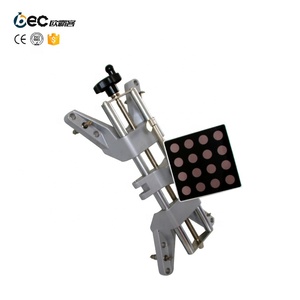 OBC-A588 máquina de alineación de ruedas de alta definición, superventas y equipo de equilibrio - Product Image 2