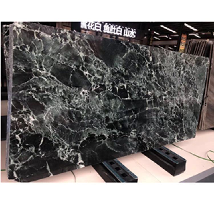 สีเขียว