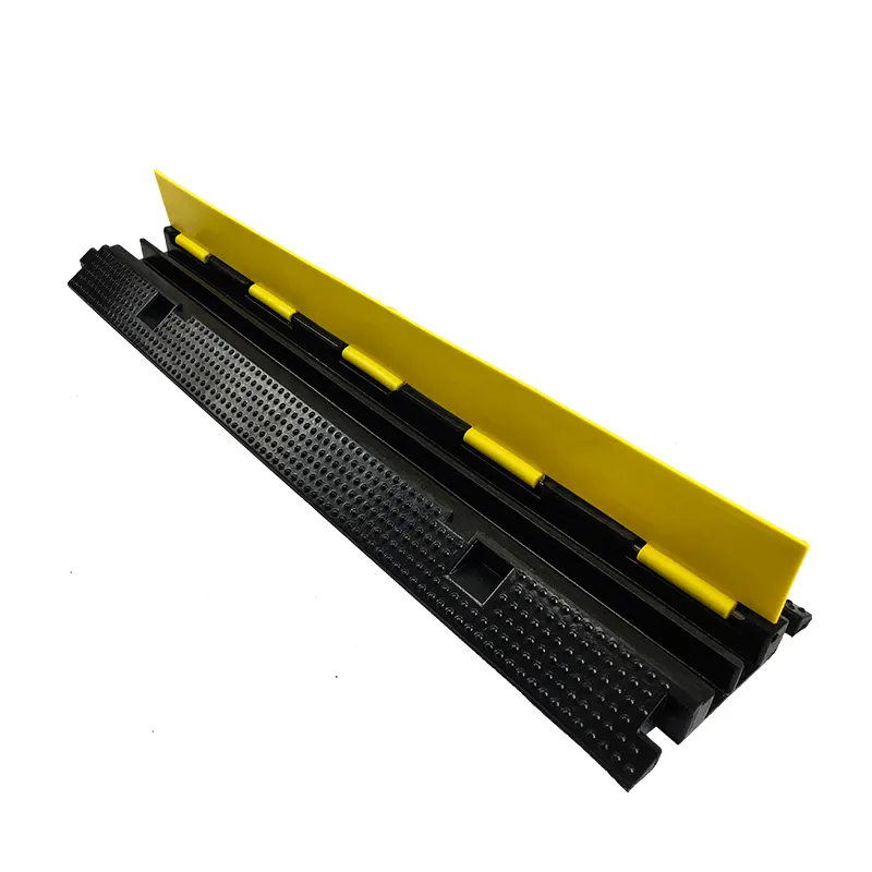 SW-2XC05 PVC גומי מחצלת כבל כיסוי מהירות דבשות כביש בליטה כבל מגן כבל חוט כבל רמפה