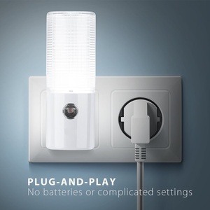 Lámpara de noche inteligente para interiores, luz led recargable por USB, con sensor de movimiento, para inodoro de bebé - Product Image 3