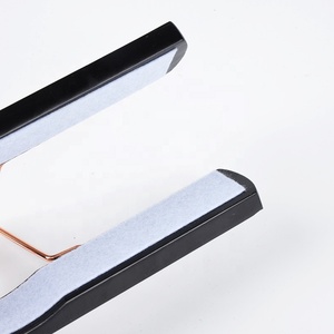 Appendiabiti per Extension e Parrucche in <span class=keywords><strong>Legno</strong></span> <span class=keywords><strong>Nero</strong></span> e Oro Rosa con Logo Personalizzato per Armadio/Bagno/Soggiorno - Product Image 4