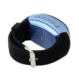 B90 Altavoz Bluetooth Manos Libres de Llamadas Playing Card TF FM Radio Inalámbrico Altavoces Reloj Inteligente Visualización - Product Image 2