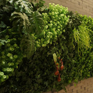 การตกแต่งงานแต่งงานกลางแจ้งด้วยรั้วไม้ประดิษฐ์สีเขียว ระบบผนังต้นไม้แนวตั้งพลาสติกสีเขียว - Product Image 2