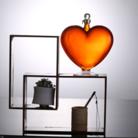 Bouteille à vin en verre soufflé à la main en borosilicate transparent en forme de cœur, forme originale, carafe à whisky pour l'affichage du vin, 1000 ml