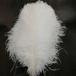 Bulu Burung Unta Buatan Putih Salju 45-50Cm