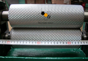 Sáp Ong Dập Nổi Tự Động Chải Nền Tảng Con Lăn Sáp Ong - Product Image 6