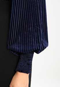 Alibaba Chine Haute Qualité Femmes de Chemise Mandarian Col Long Smocks Manches <span class=keywords><strong>Marine</strong></span> <span class=keywords><strong>Bleu</strong></span> Blouse Pour L'hiver - Product Image 5