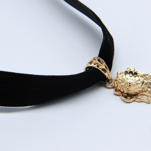 Gruta ancho étnico franela suave Cruz <span class=keywords><strong>de</strong></span> Oro gargantilla collar estilo gargantilla declaración COLLAR COLGANTE Cruz - Product Image 3