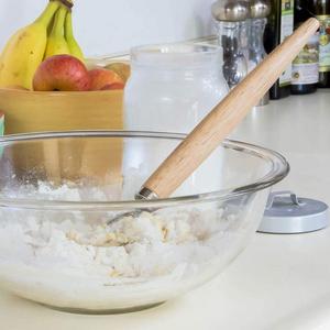 <span class=keywords><strong>Fouet</strong></span> à pâte danois à pain en acier inoxydable 13 pouces avec manche en bois pour pâtisserie, pizza pas cher - Product Image 3
