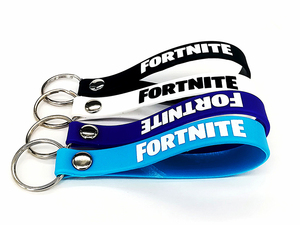 Toptan özelleştirilmiş Logo baskılı silikon kauçuk anahtarlık ücretsiz örnek promosyon Carabiners & anahtarlıklar - Product Image 5